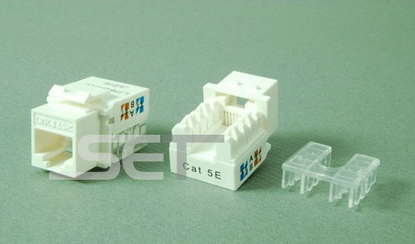 Information for Cat5e 90 Degree Patch Cable